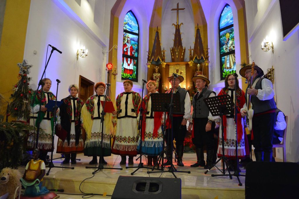 Udział Zespołu LOTOS w VIII Międzynarodowym Ekumenicznym Festiwalu Kolęd i Pastorałek Wetlina - Cisna 